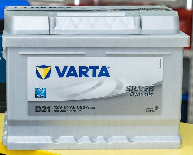 Akumulator samochodowy VARTA Silver Dynamic 12 V 61 Ah – zdjęcie poglądowe